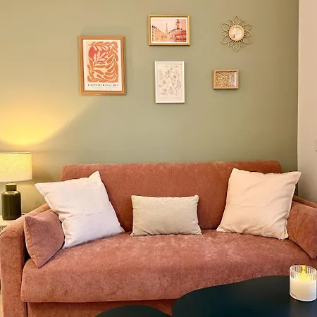 Eiffel Tower View Cozy, Quiet & Easy Access To Paris Issy-les-Moulineaux